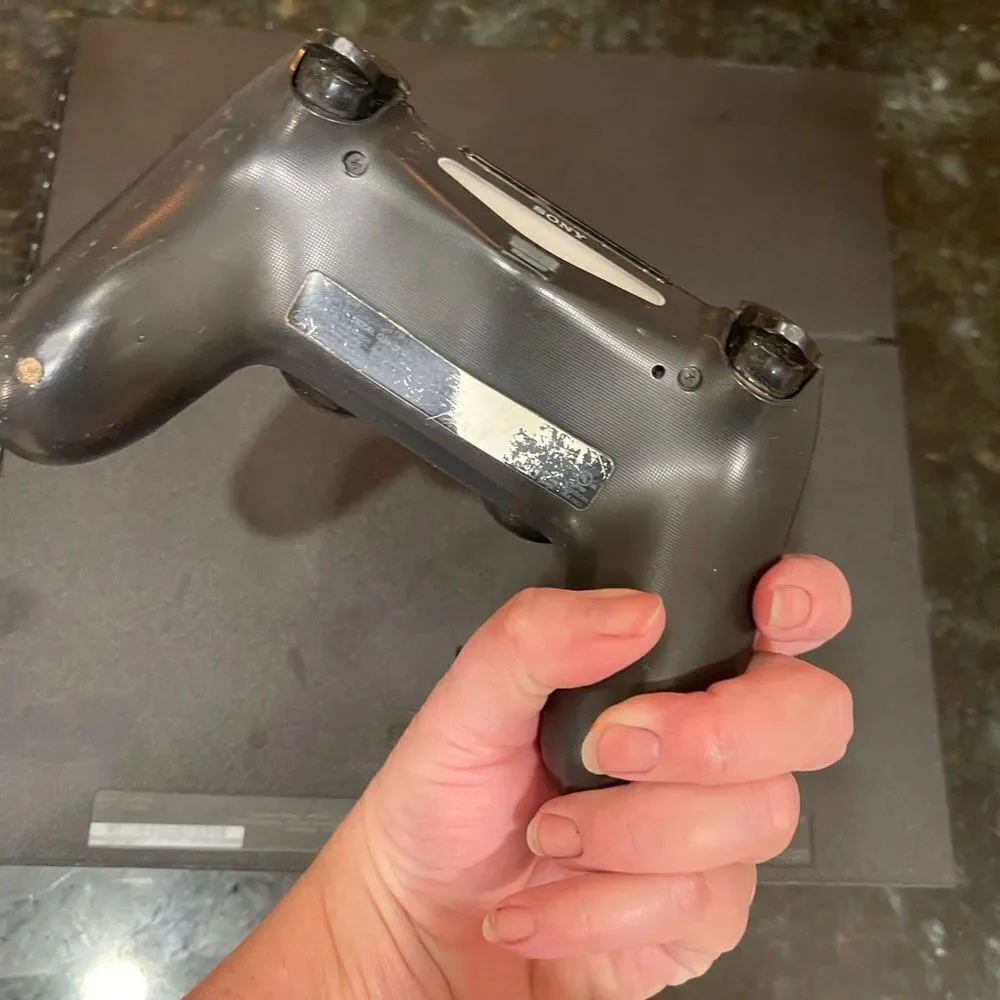 Sony PS4 Console w/ Controller – Tested Working – No Cords
